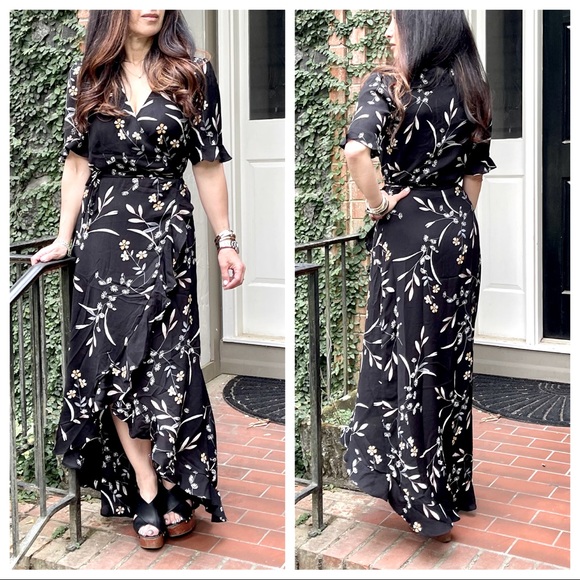 ShopEvelynne Dresses & Skirts - Fabulous boho floral High Low wrap maxi dress